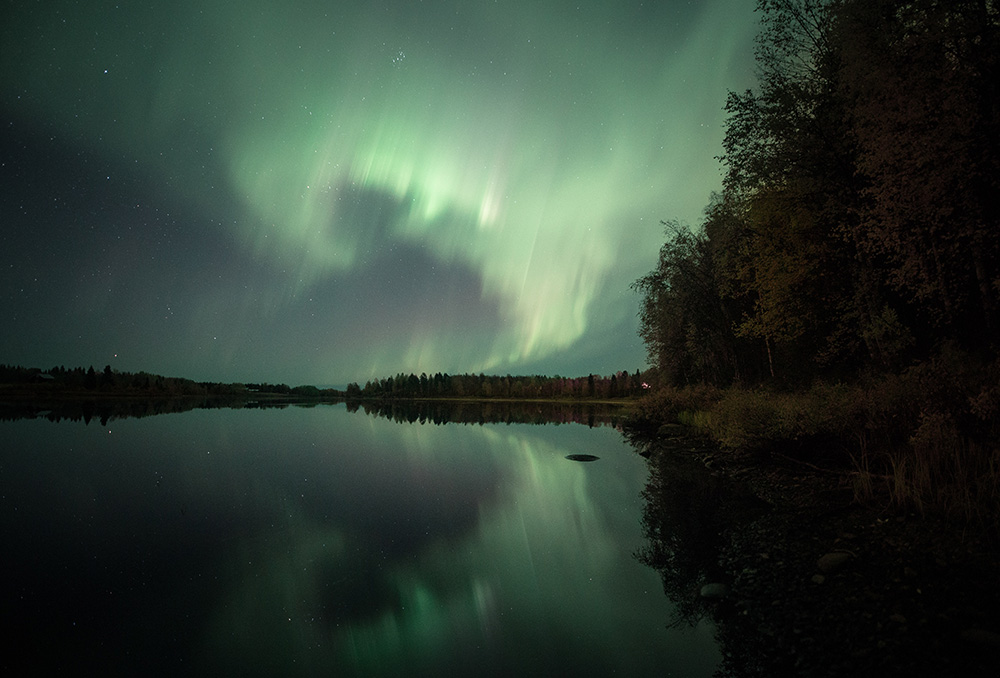 Northern lights over boundary waters